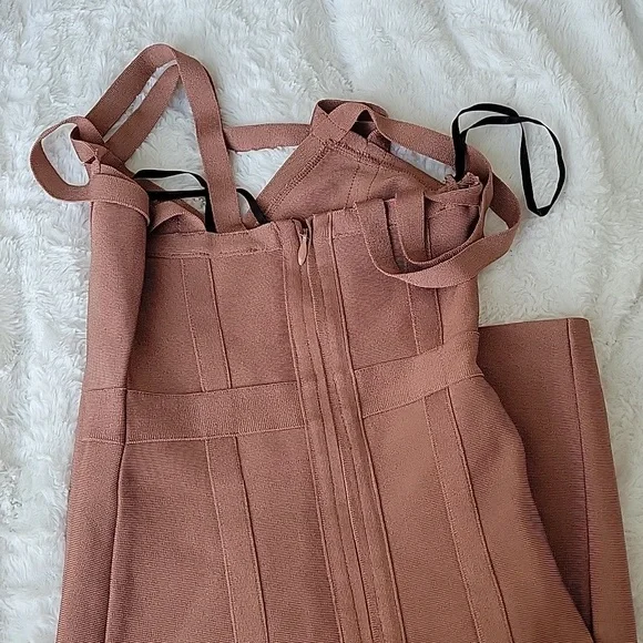 BEBE sexy bodycon dress - Picture 6 of 7